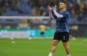 CRISTIANO RONALDO SULIT MENANG